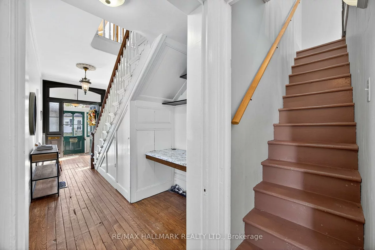 84, Wellington, Wellington, Barrie