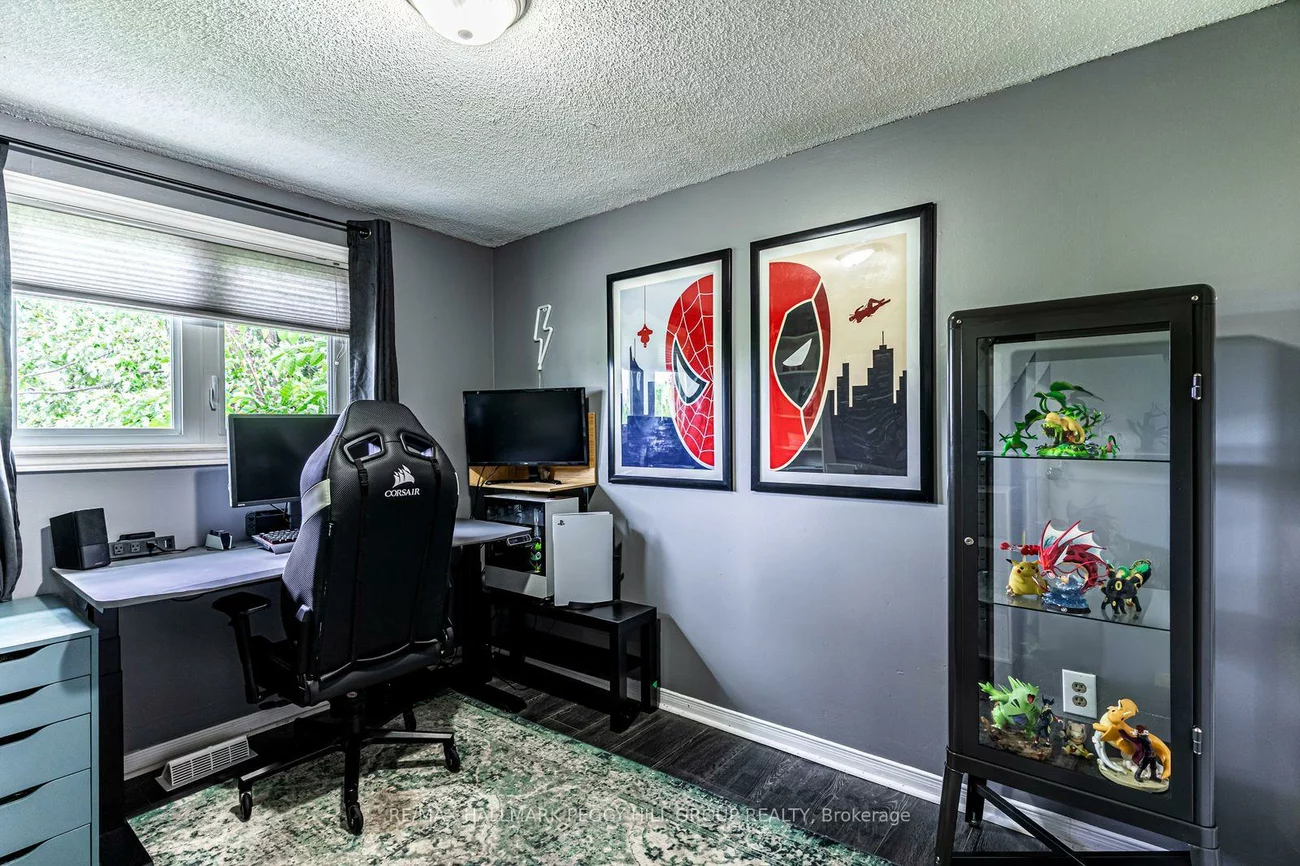 72, Maitland, Grove East, Barrie