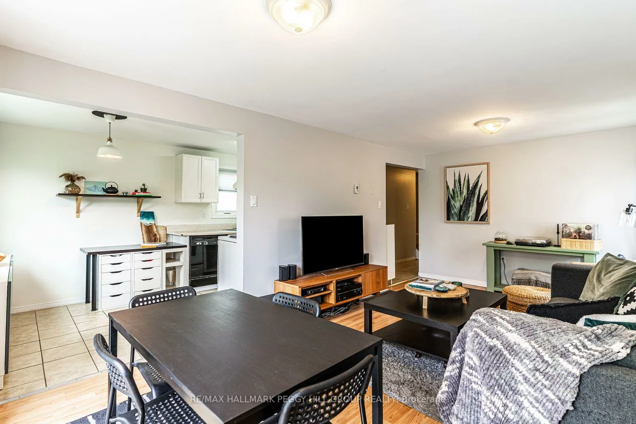 72, Maitland, Grove East, Barrie