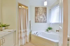 13, Couples, East Bayfield, Barrie