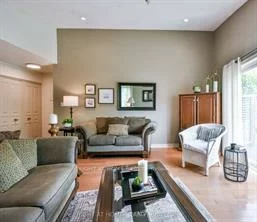 13, Couples, East Bayfield, Barrie