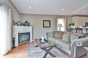 13, Couples, East Bayfield, Barrie