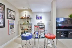 13, Couples, East Bayfield, Barrie