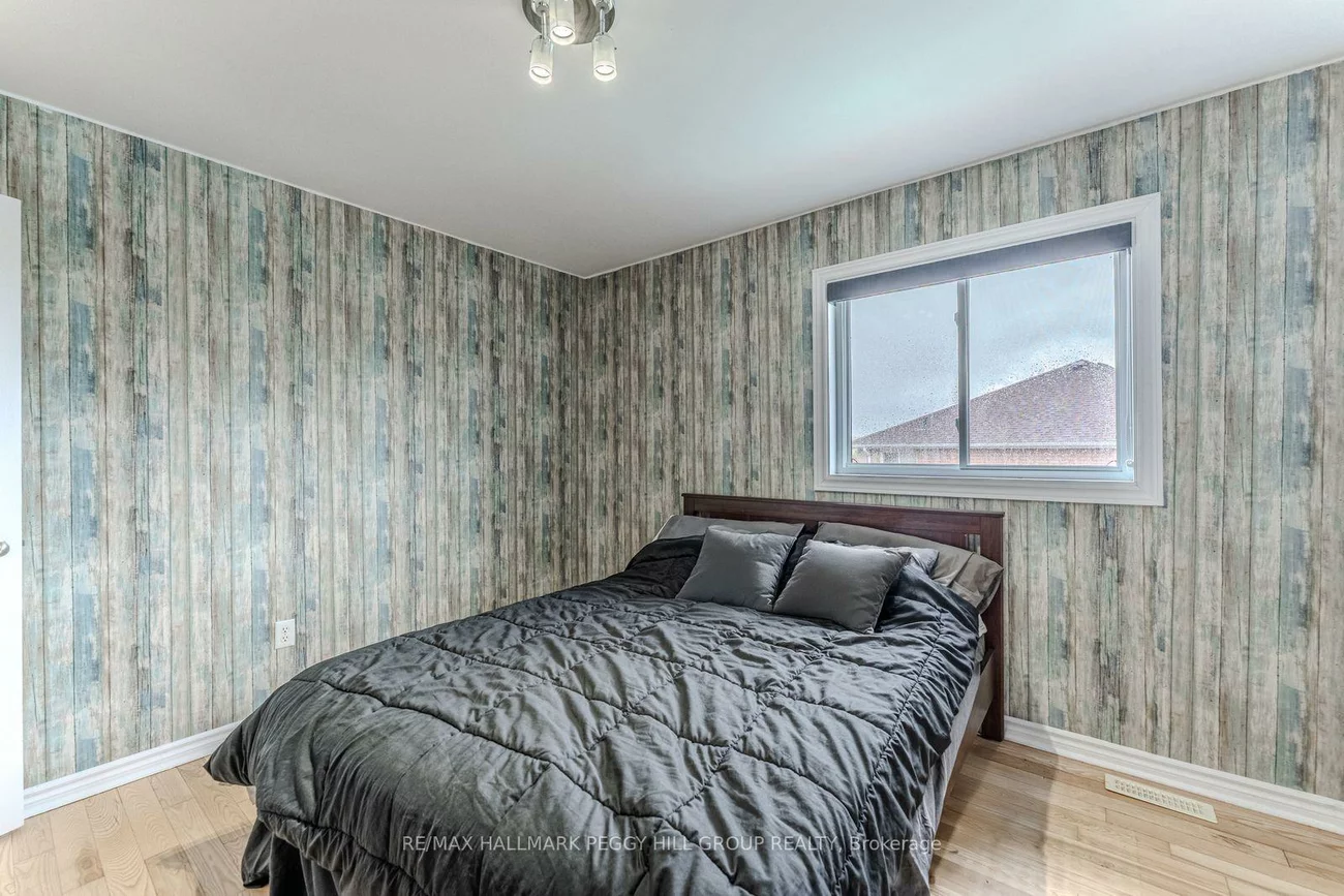 66, Raquel, Painswick South, Barrie