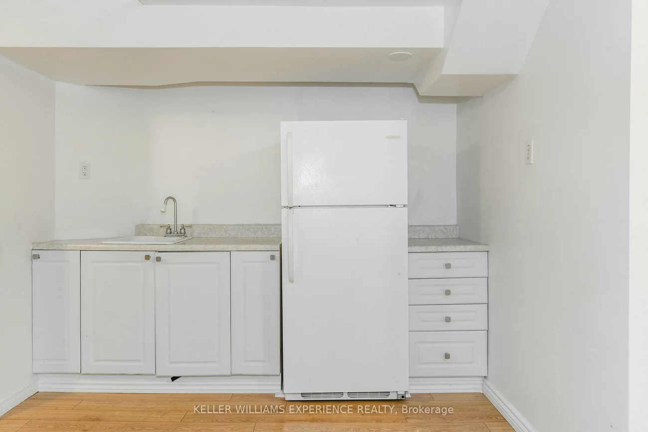 49, Burns, Letitia Heights, Barrie