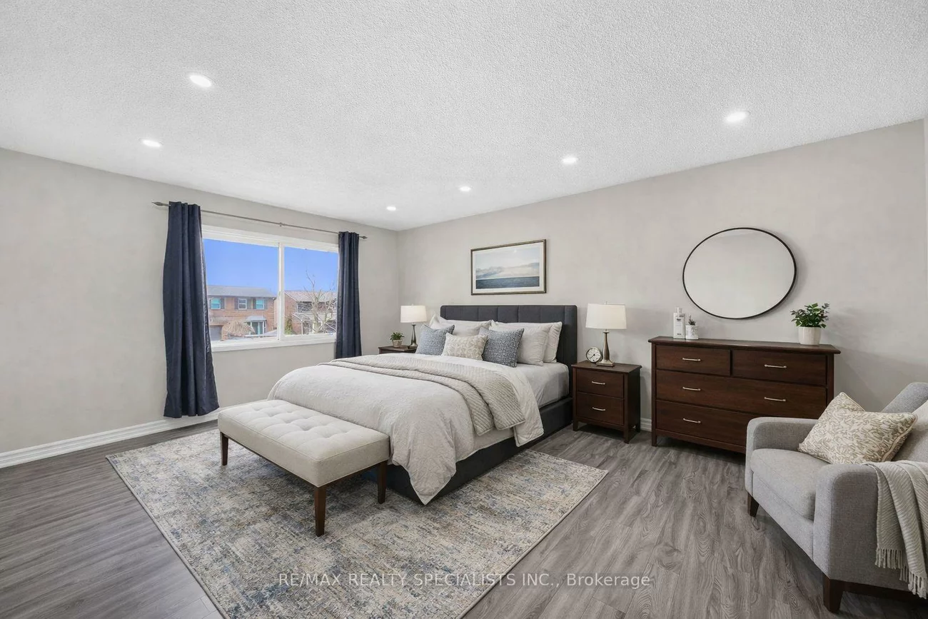 56, Pepler, Sunnidale, Barrie