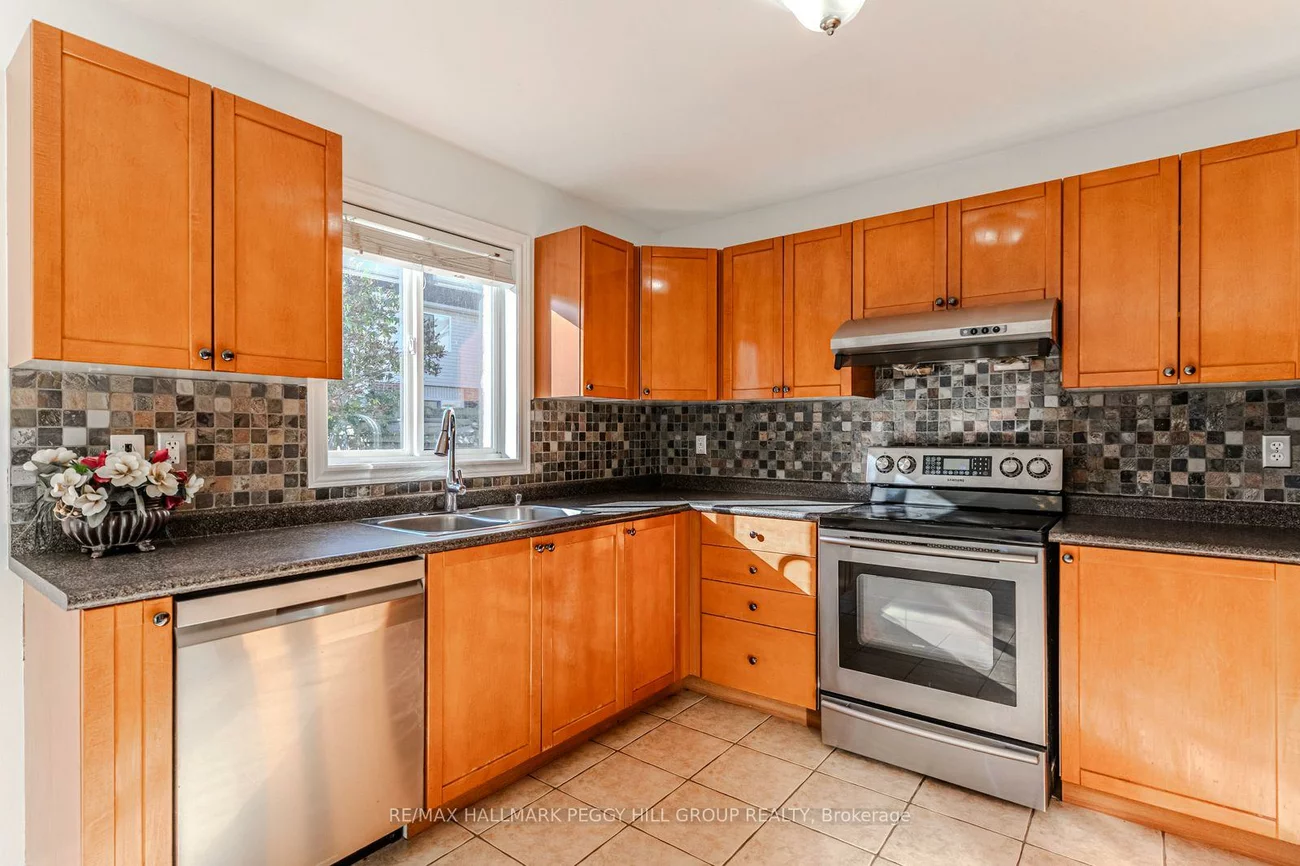 29, Brookwood, 400 West, Barrie