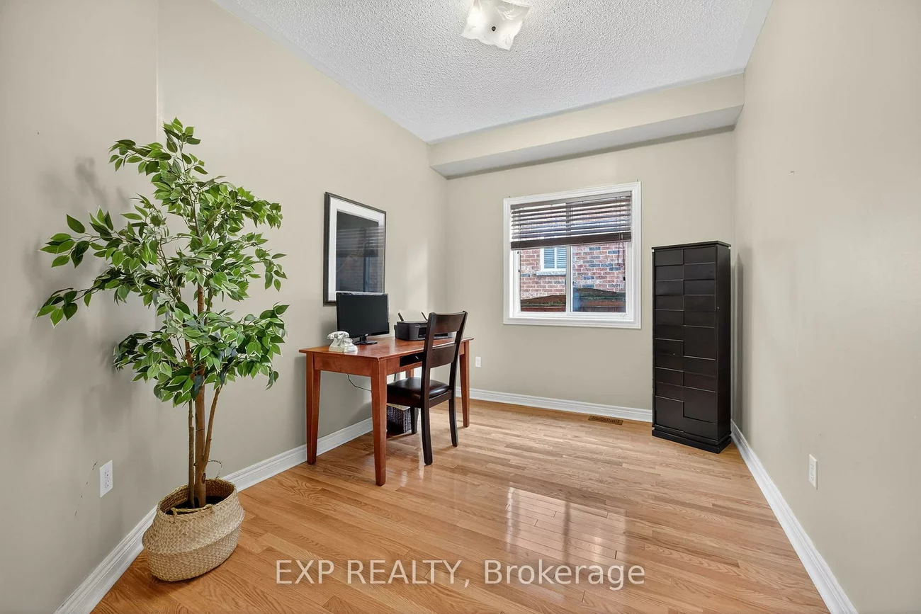 23, Prince of Wales, Innis-Shore, Barrie