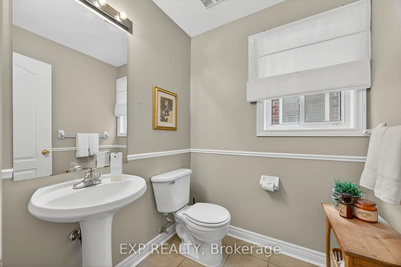 23, Prince of Wales, Innis-Shore, Barrie