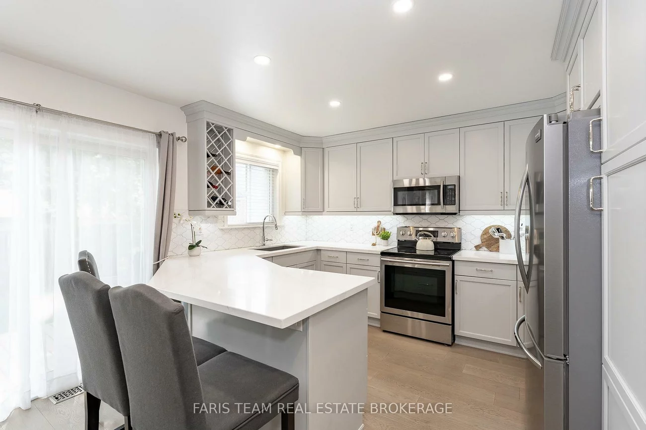 3, Saxon, Innis-Shore, Barrie