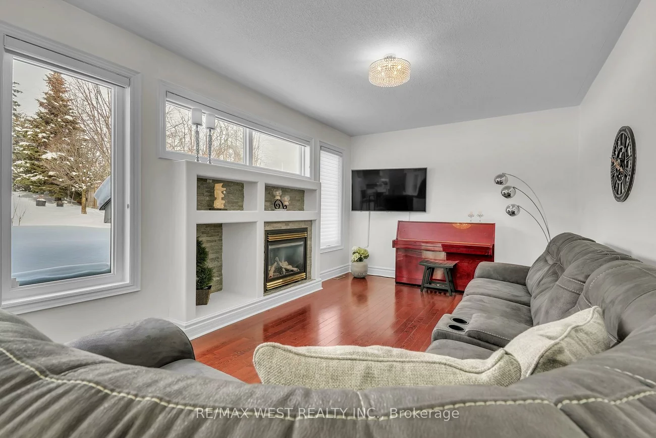 90, Birkhall, Innis-Shore, Barrie