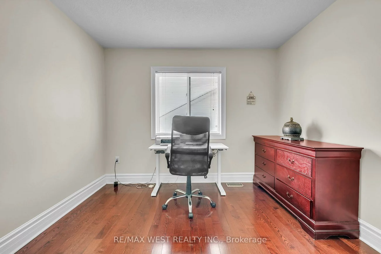 90, Birkhall, Innis-Shore, Barrie