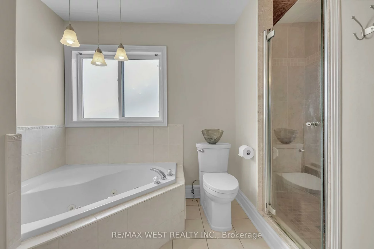 90, Birkhall, Innis-Shore, Barrie