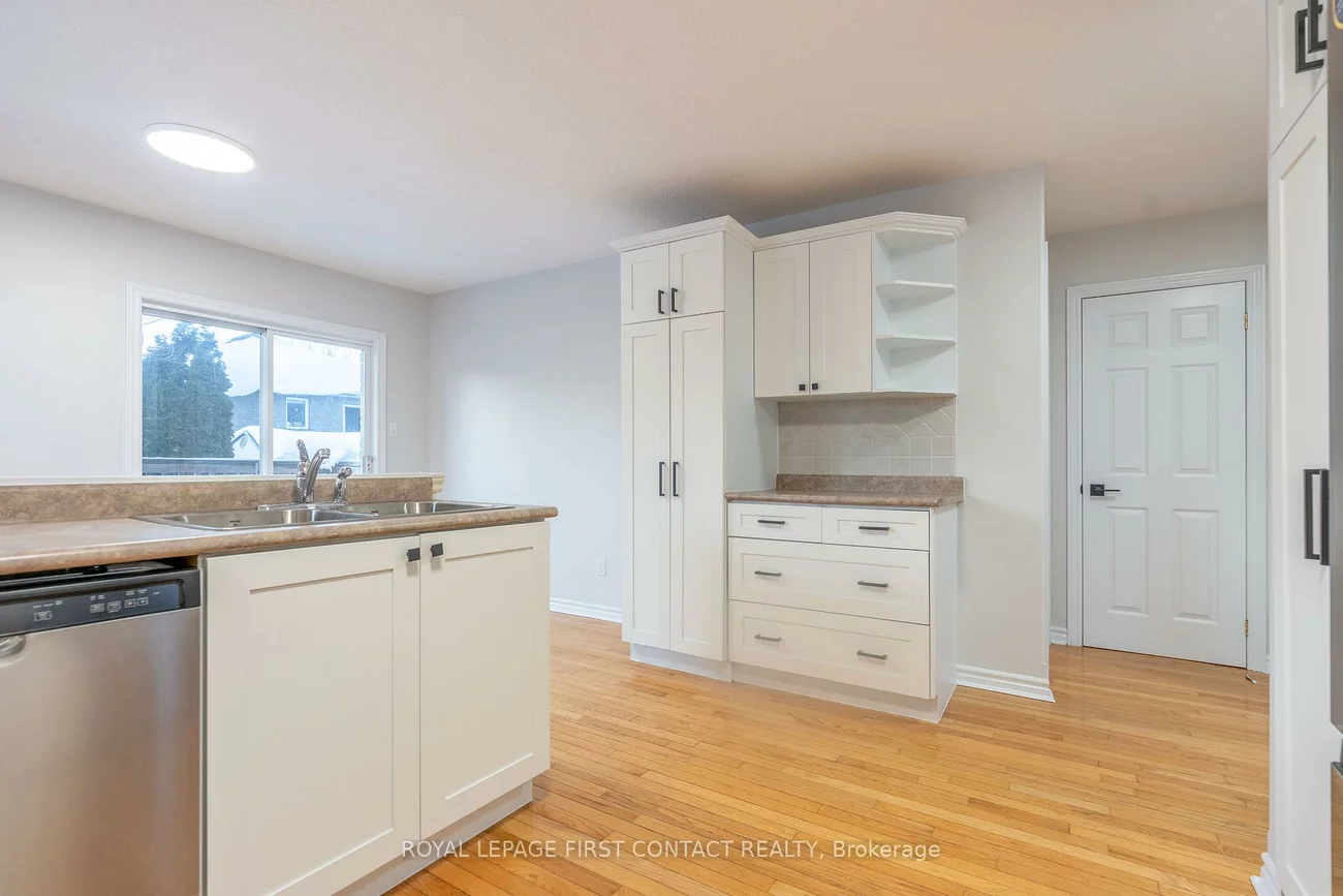 316, Johnson, Georgian Drive, Barrie