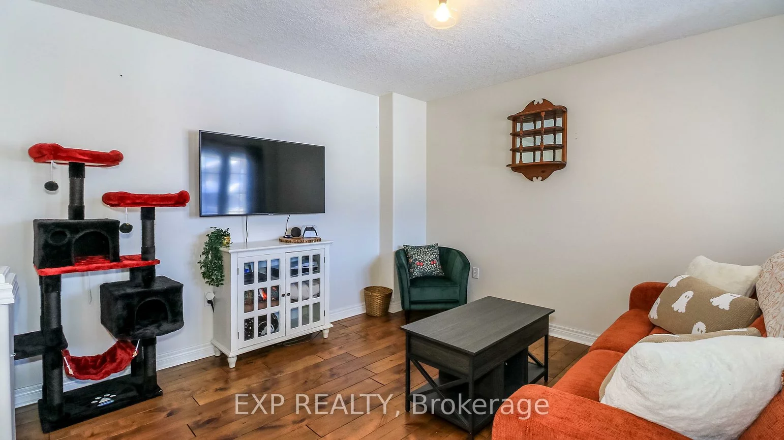 40, Benjamin, Painswick South, Barrie