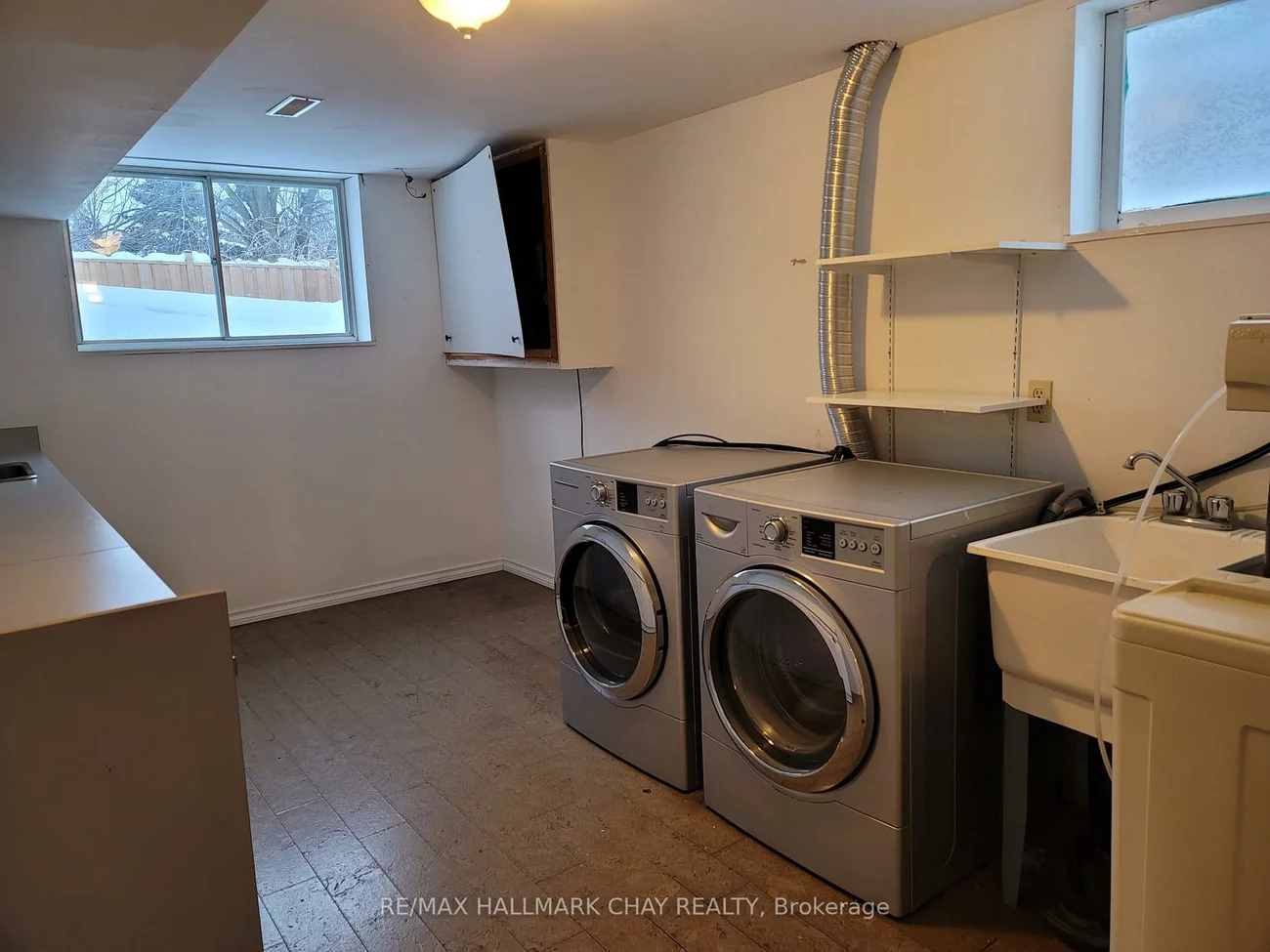 39, Bernick, Grove East, Barrie