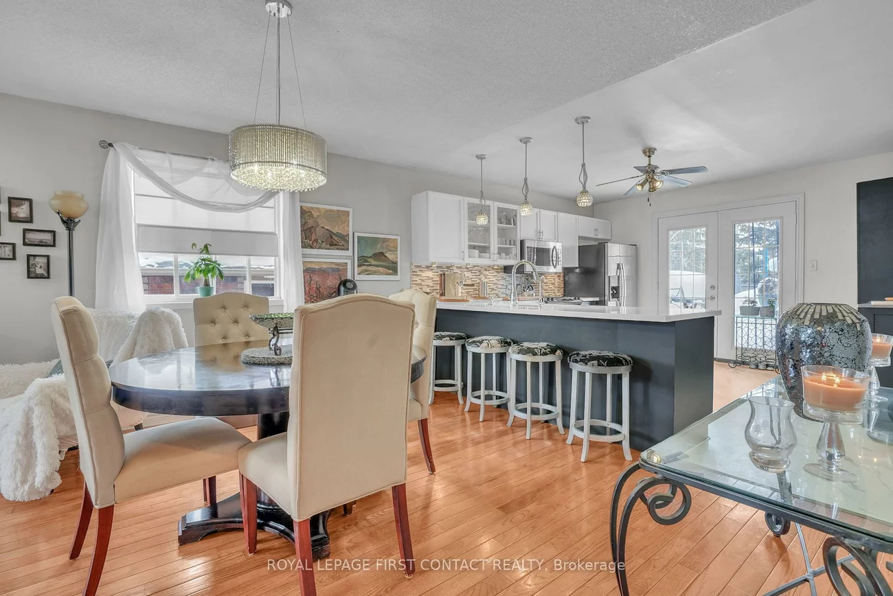 28, Hewitt, Georgian Drive, Barrie