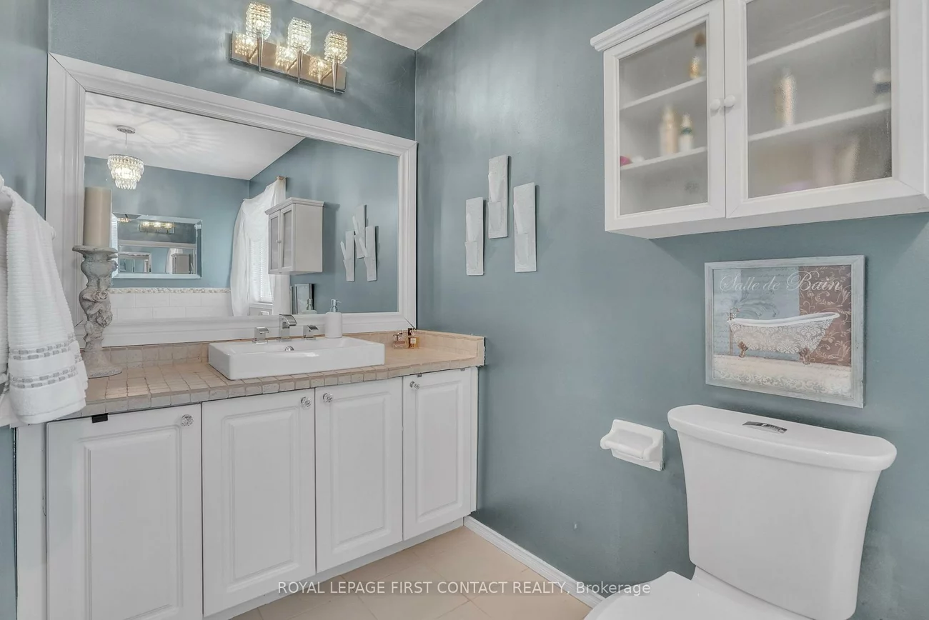 28, Hewitt, Georgian Drive, Barrie