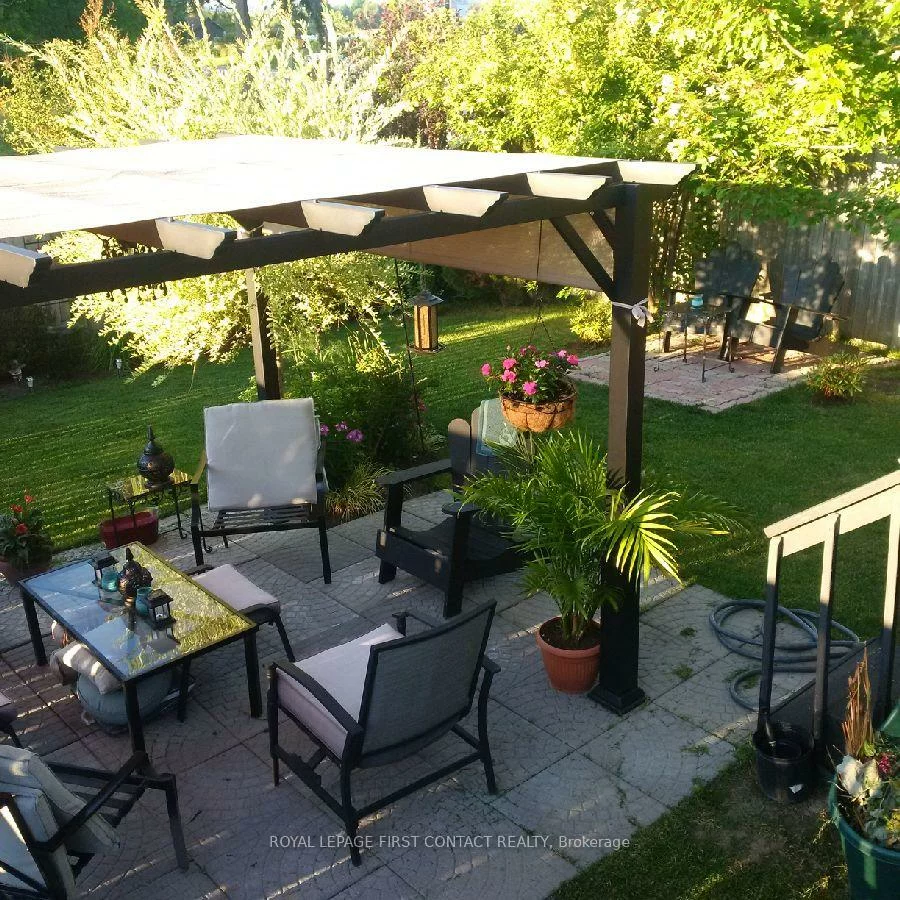 28, Hewitt, Georgian Drive, Barrie