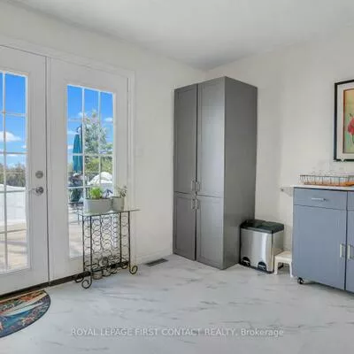 28, Hewitt, Georgian Drive, Barrie