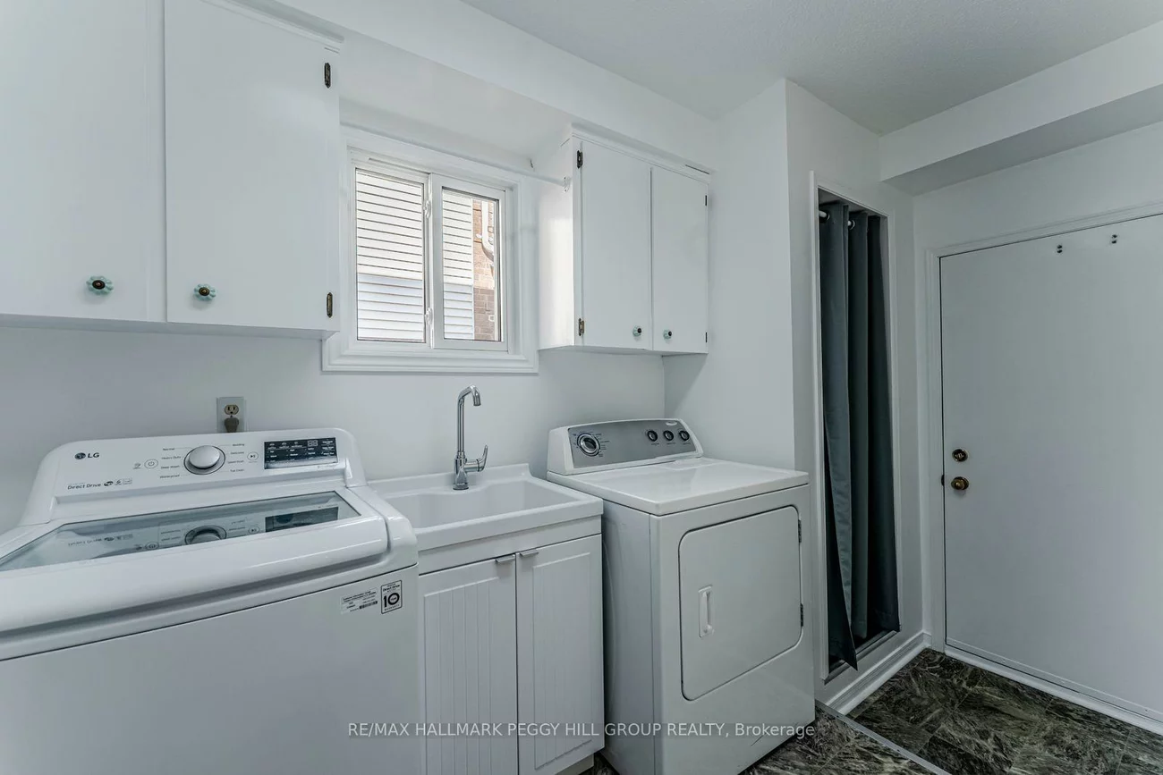 222, Bishop, Ardagh, Barrie