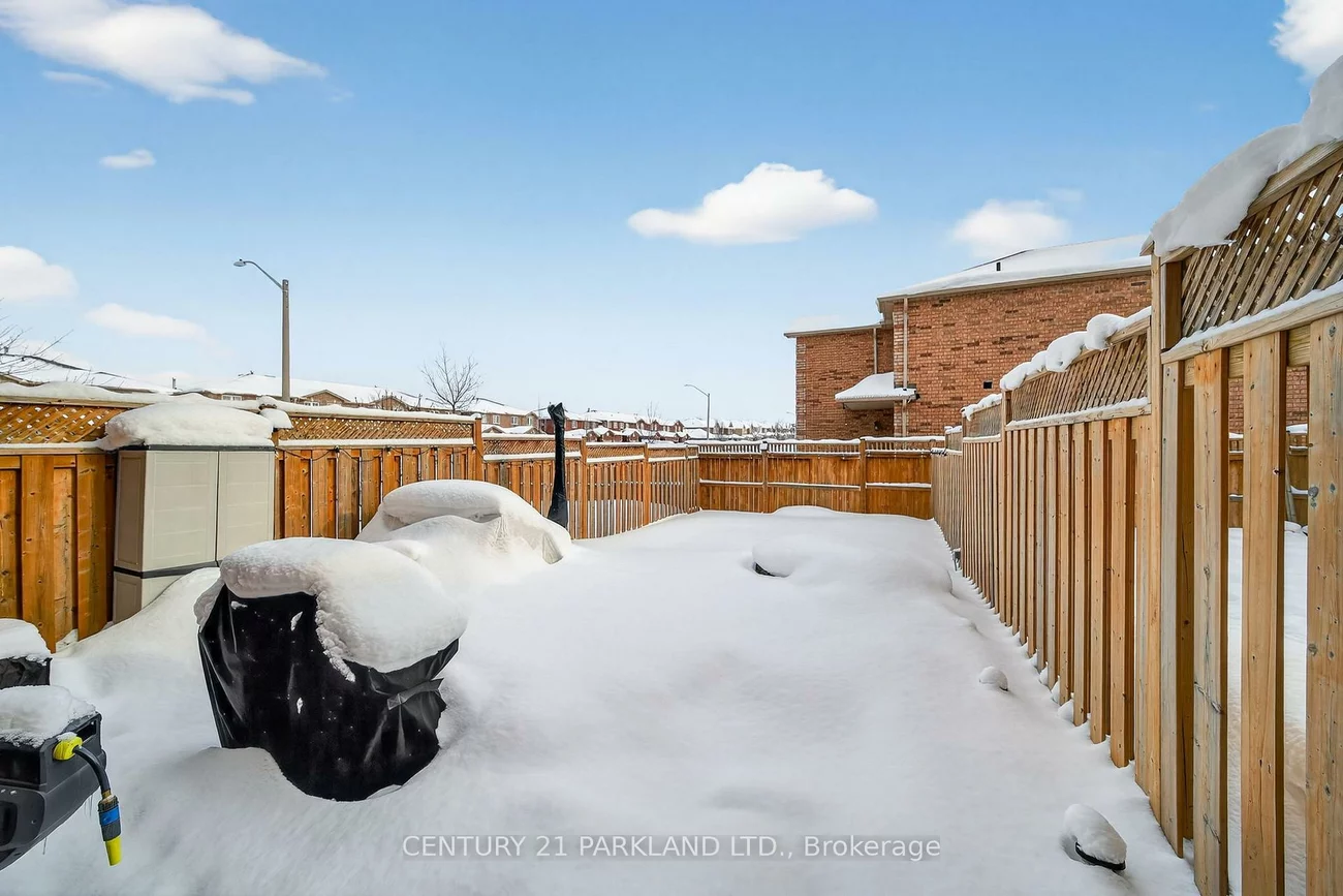 3, Majesty, Innis-Shore, Barrie