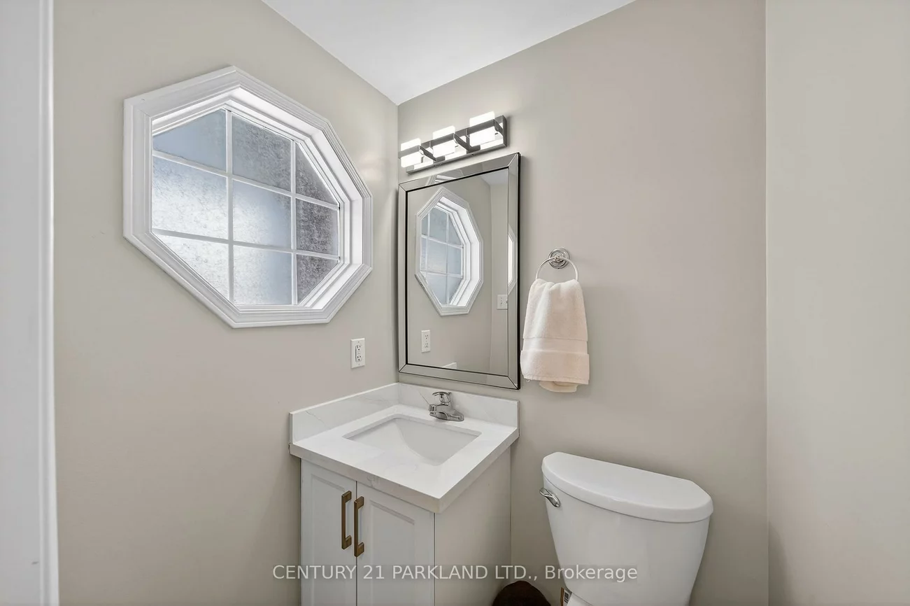 3, Majesty, Innis-Shore, Barrie