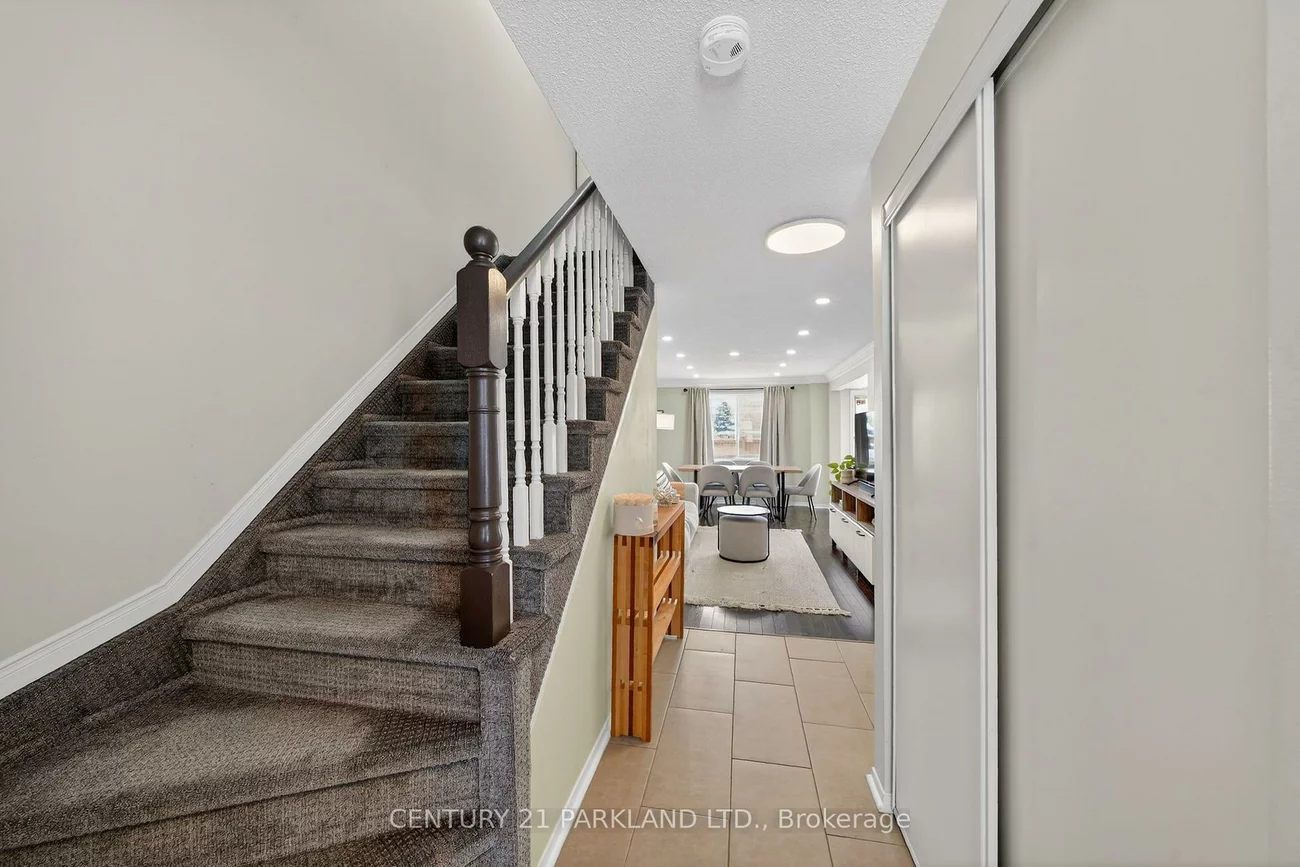 3, Majesty, Innis-Shore, Barrie