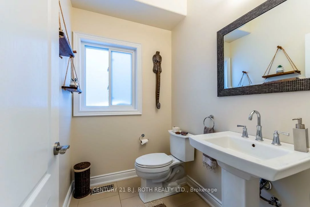 137, Jewel House, Innis-Shore, Barrie