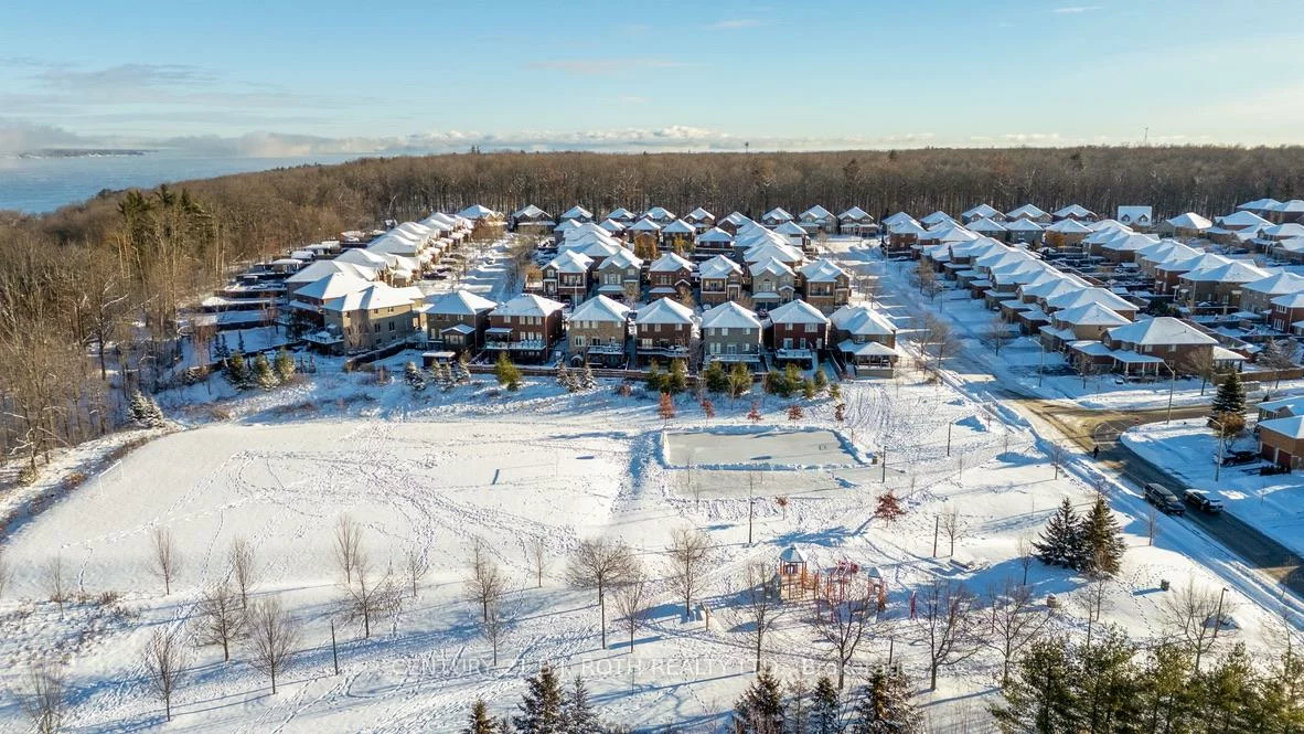 137, Jewel House, Innis-Shore, Barrie