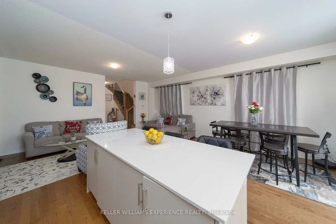 82, Phoenix, Rural Barrie Southeast, Barrie