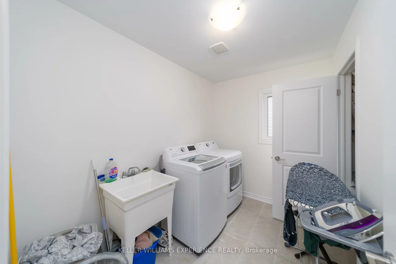 82, Phoenix, Rural Barrie Southeast, Barrie