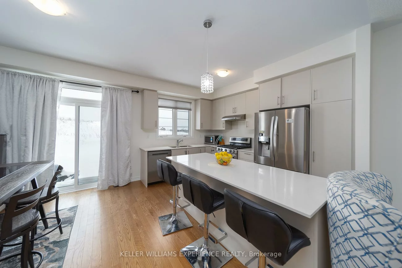 82, Phoenix, Rural Barrie Southeast, Barrie