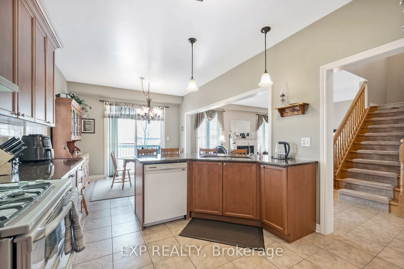 106, Succession, Innis-Shore, Barrie