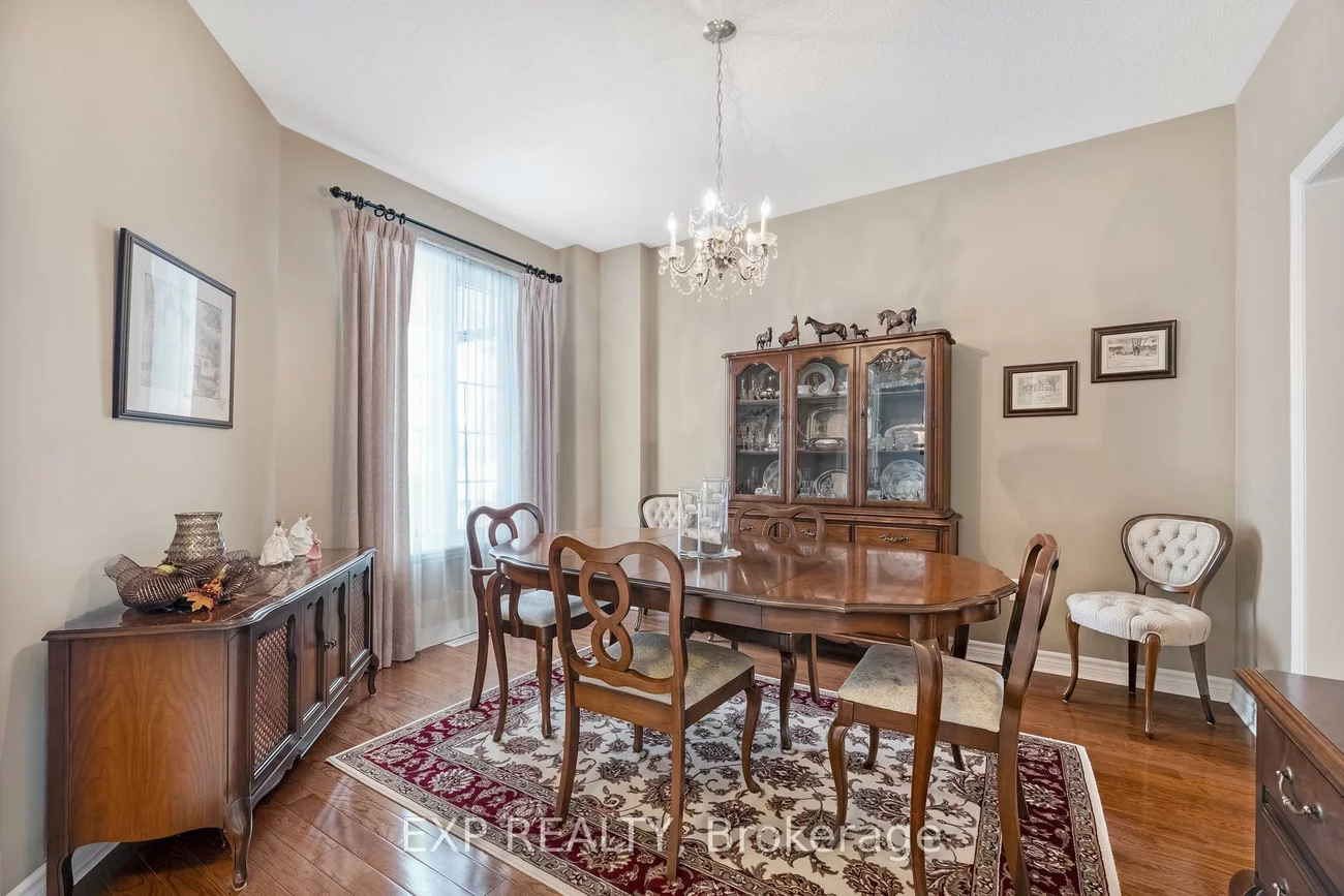 106, Succession, Innis-Shore, Barrie