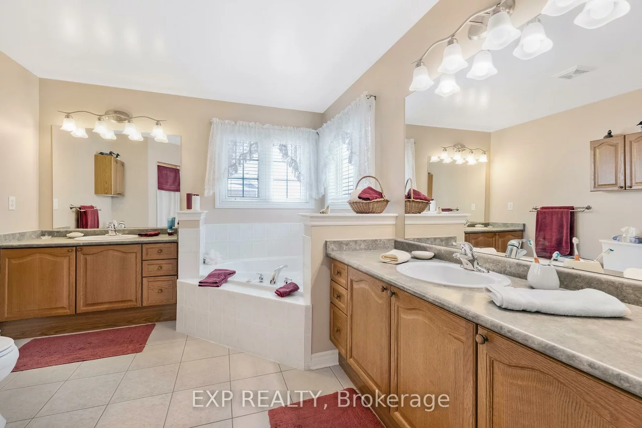 106, Succession, Innis-Shore, Barrie