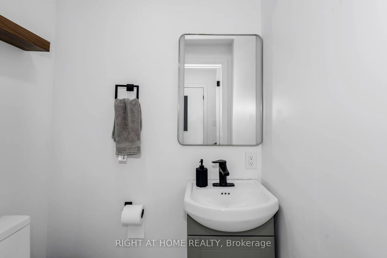 5, Carol, Allandale Heights, Barrie