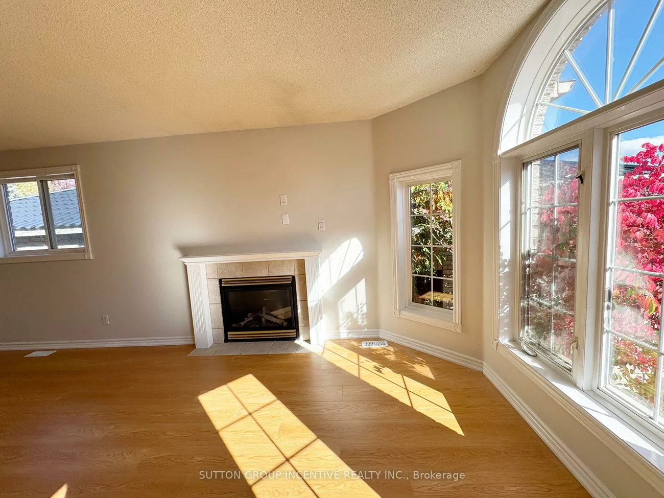 18, Forest Dale, Little Lake, Barrie