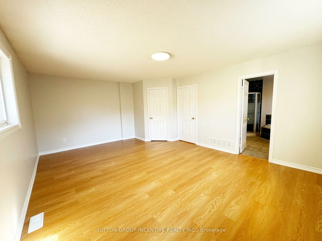 18, Forest Dale, Little Lake, Barrie