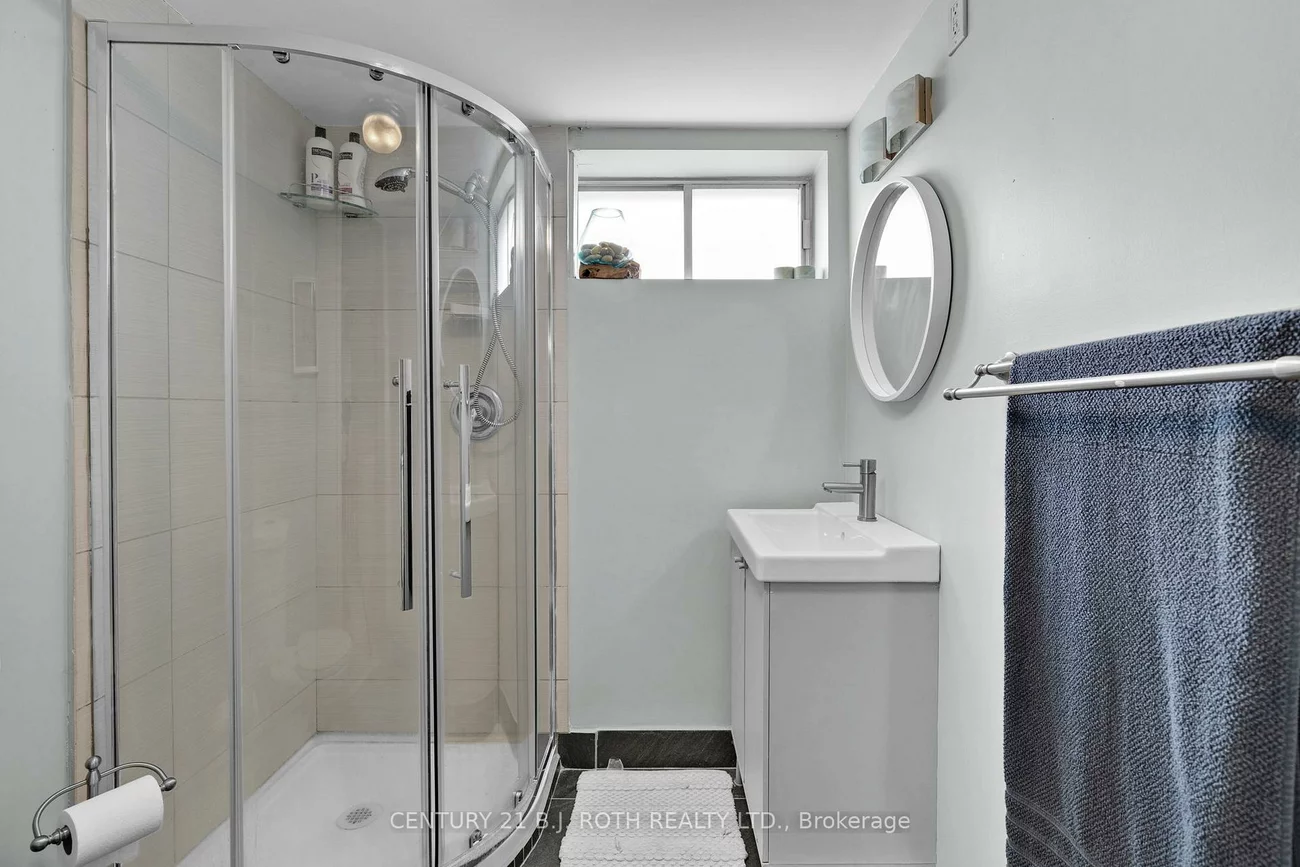 14, ST VINCENT, North Shore, Barrie