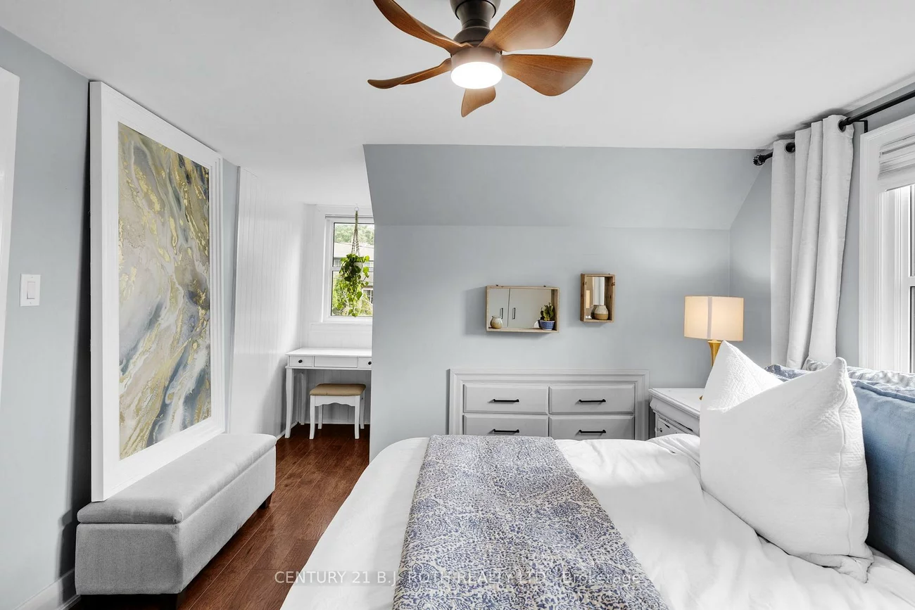 14, ST VINCENT, North Shore, Barrie