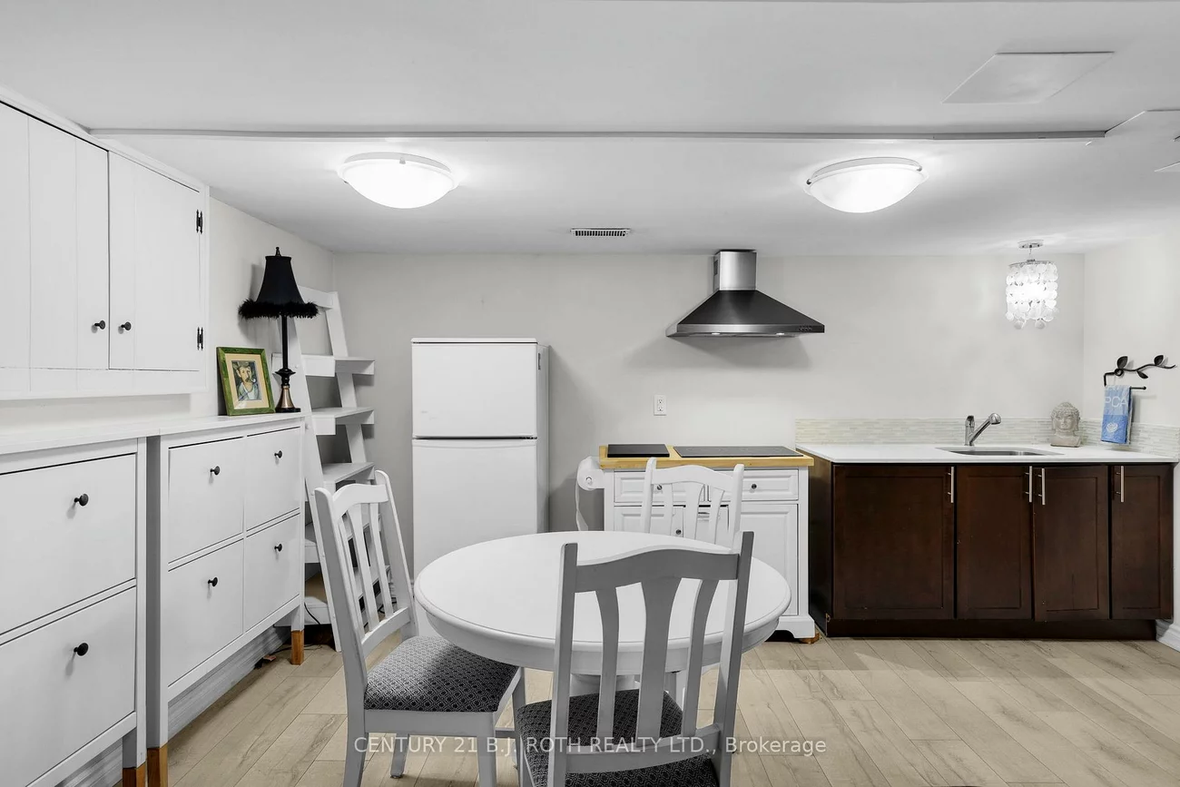 14, ST VINCENT, North Shore, Barrie