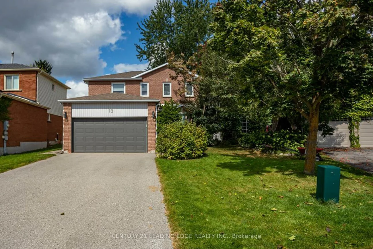 13, Gordon, West Bayfield, Barrie
