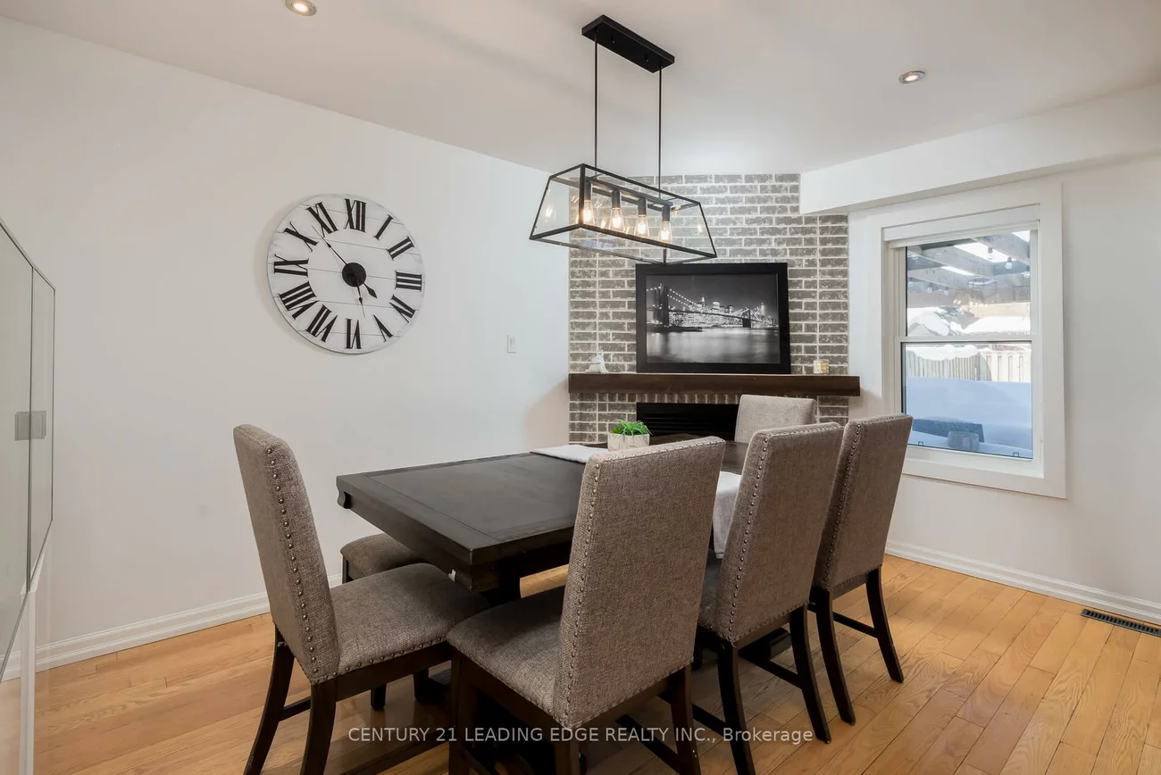 13, Gordon, West Bayfield, Barrie