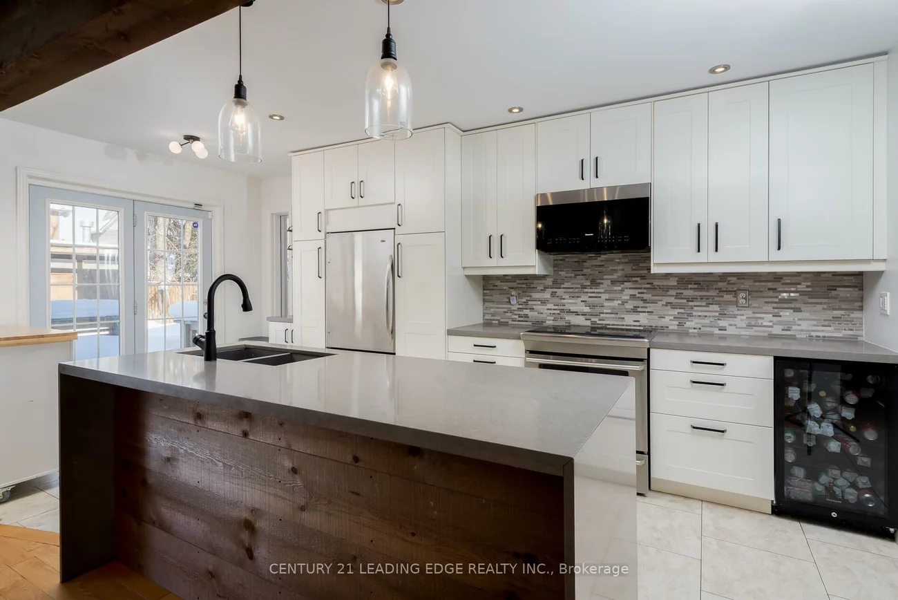 13, Gordon, West Bayfield, Barrie