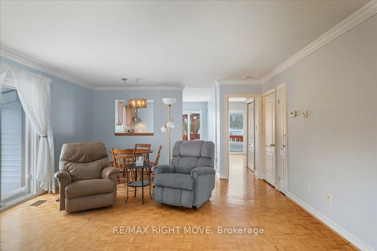 110, Livingstone, West Bayfield, Barrie