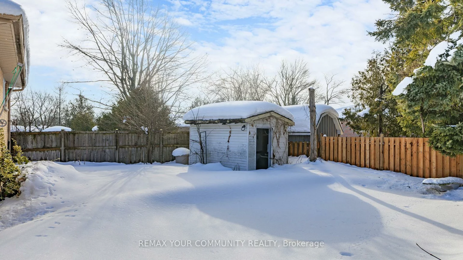 14, Lonsdale, Grove East, Barrie