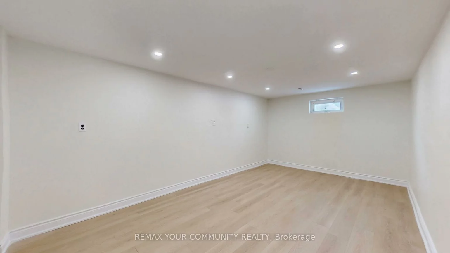 14, Lonsdale, Grove East, Barrie