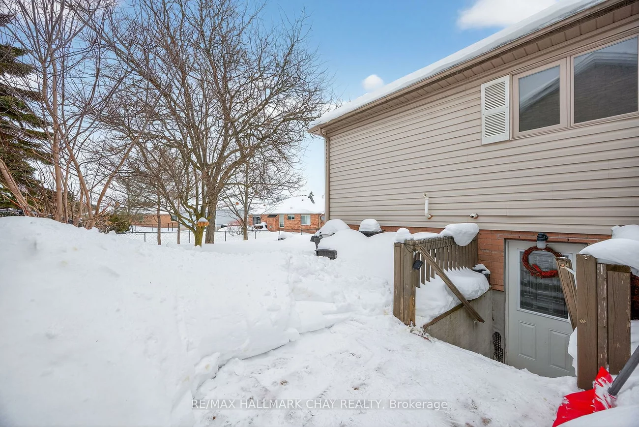 12, Webb, Painswick North, Barrie