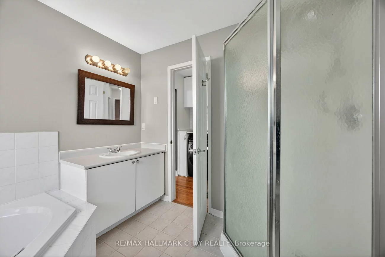 12, Webb, Painswick North, Barrie